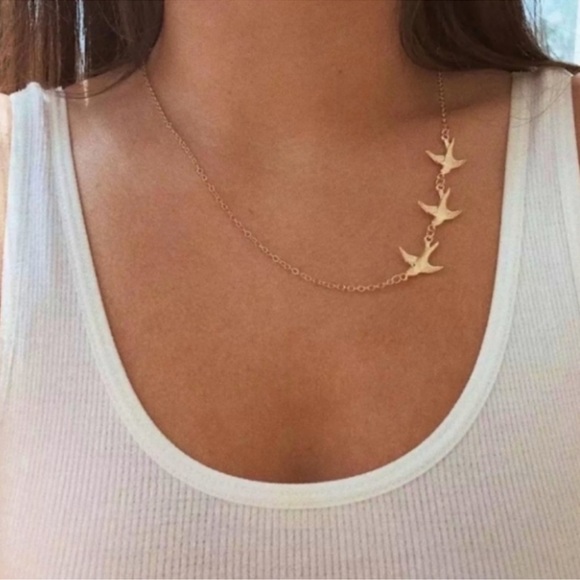 - 3 Little Birds Necklace - Picture 1 of 4